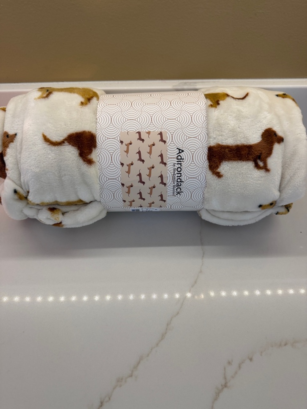 Adirondack Cream and Brown Dachshund Doxie Plush Throw Blanket